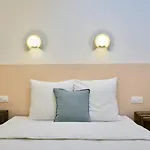 Apartmán Contemporary Duplex With Two Bedrooms In Old *