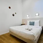 Contemporary Duplex With Two Bedrooms In Old